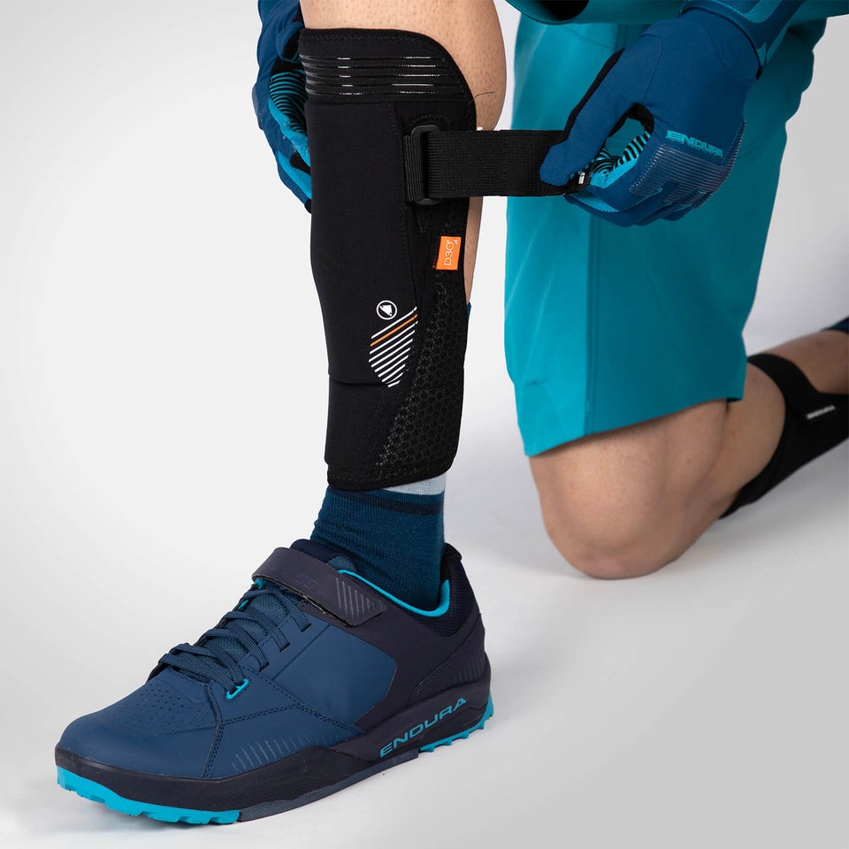 Endura - MT500 D30 SHINGUARD BK L-XL RE1286BK
