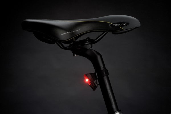 Light Set Front & Rear AXA Greenline 50