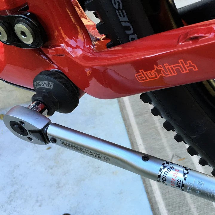 External Bottom Bracket Socket 16x44 Pedro's