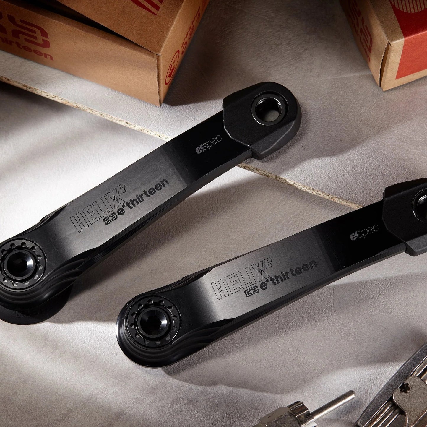ethirteen Helix Race Alloy espec Cranks for ISIS Spindle - 155mm, 26mm Offset, Black
